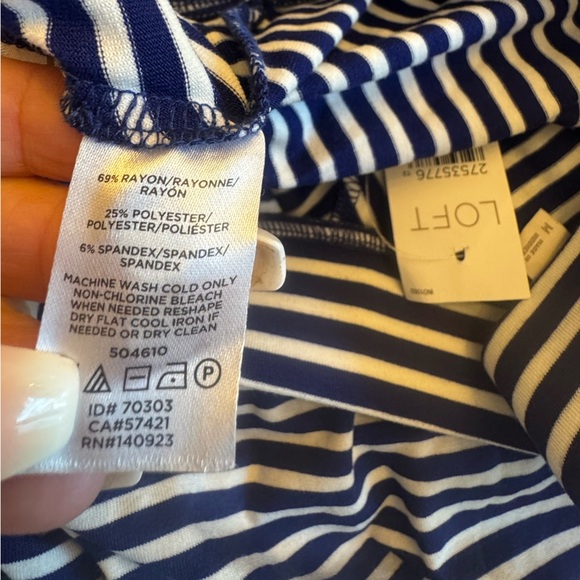 NWT LOFT Navy & White Striped Maxi Skirt M - Picture 6 of 9